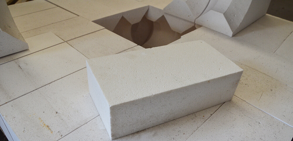 Use Temperature of Refractory Bricks