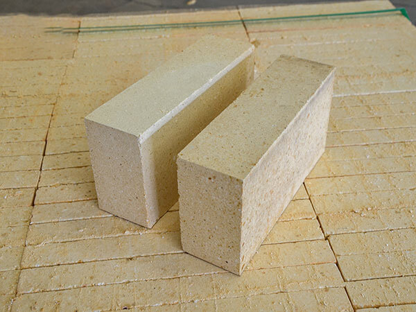 Difference between Clay Refractory Bricks and High Alumina Bricks