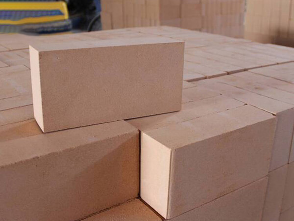 Difference between Clay Refractory Bricks and High Alumina Bricks