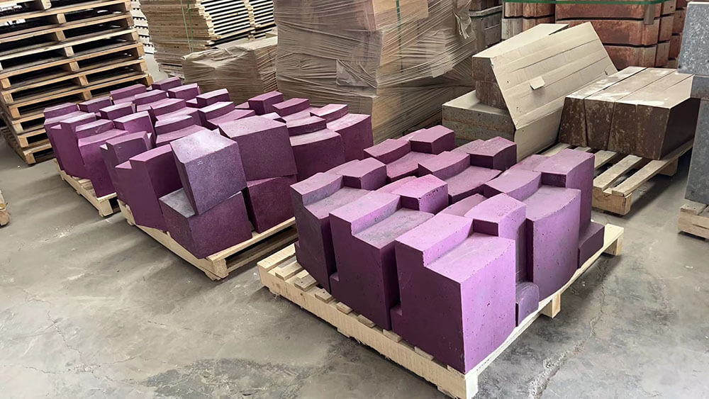 Refractory Bricks That Are Resistant to Strong Alkaline Erosion