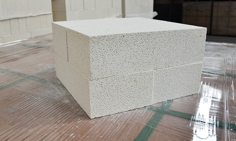 White Corundum Produced in Refractory Materials