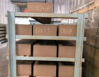 the Kiln Use T3 Clay Bricks or High Alumina Bricks